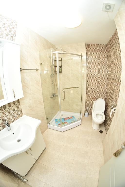 באטומי Stars Apartment מראה חיצוני תמונה